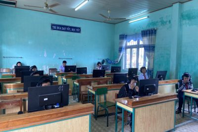 Sáng nay ngày 02/12/2022 Trường Tiểu học Hành Dũng tổ chức thi olympic Tiếng Anh Cấp trường